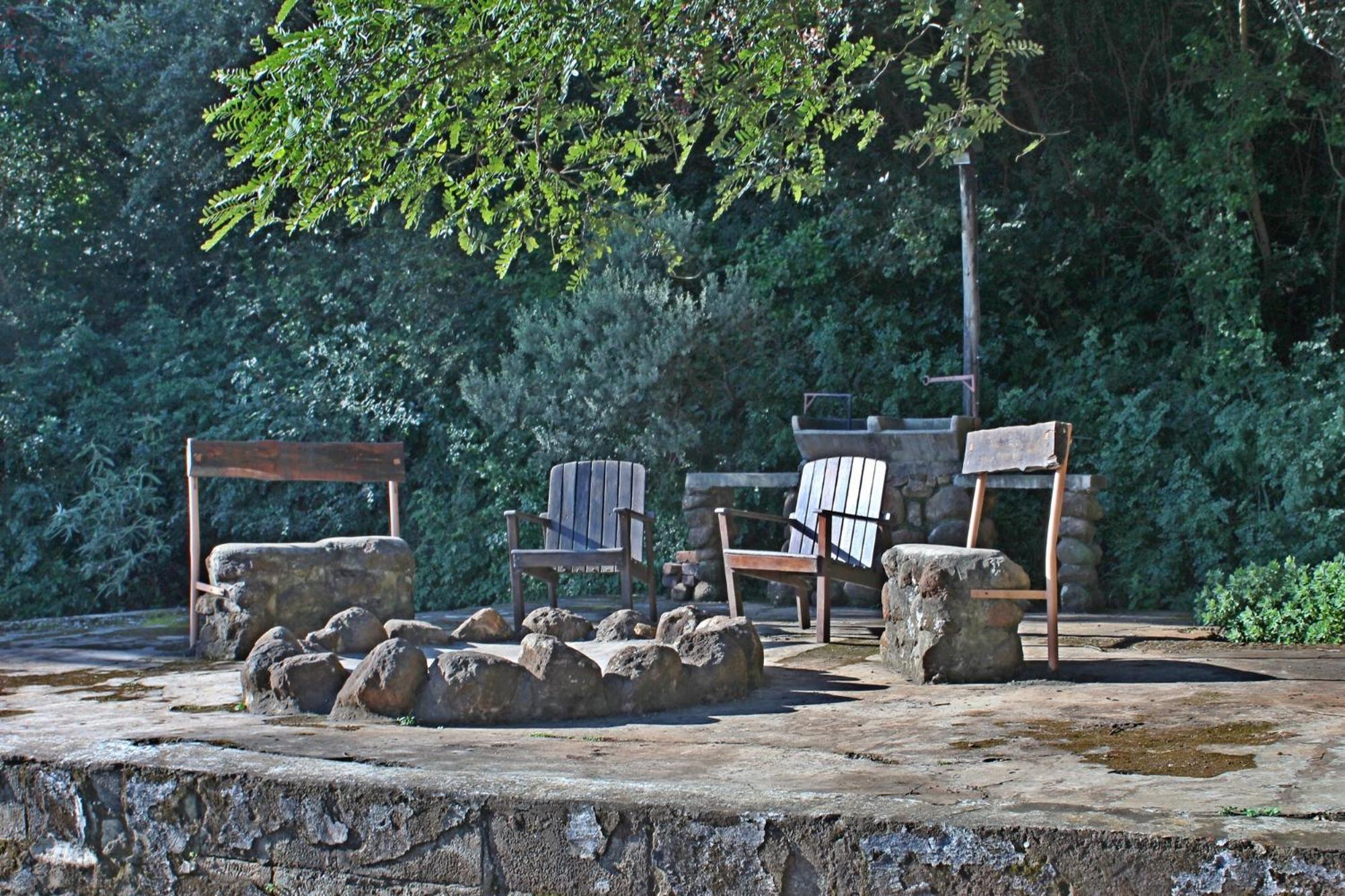 Treks, Trips And Trails Champagne Valley Exterior foto