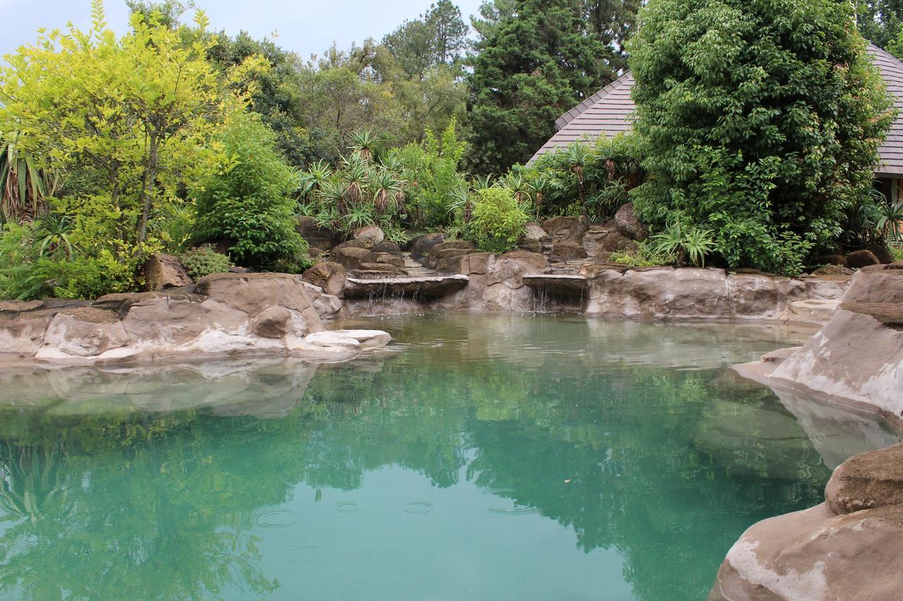 Treks, Trips And Trails Champagne Valley Exterior foto